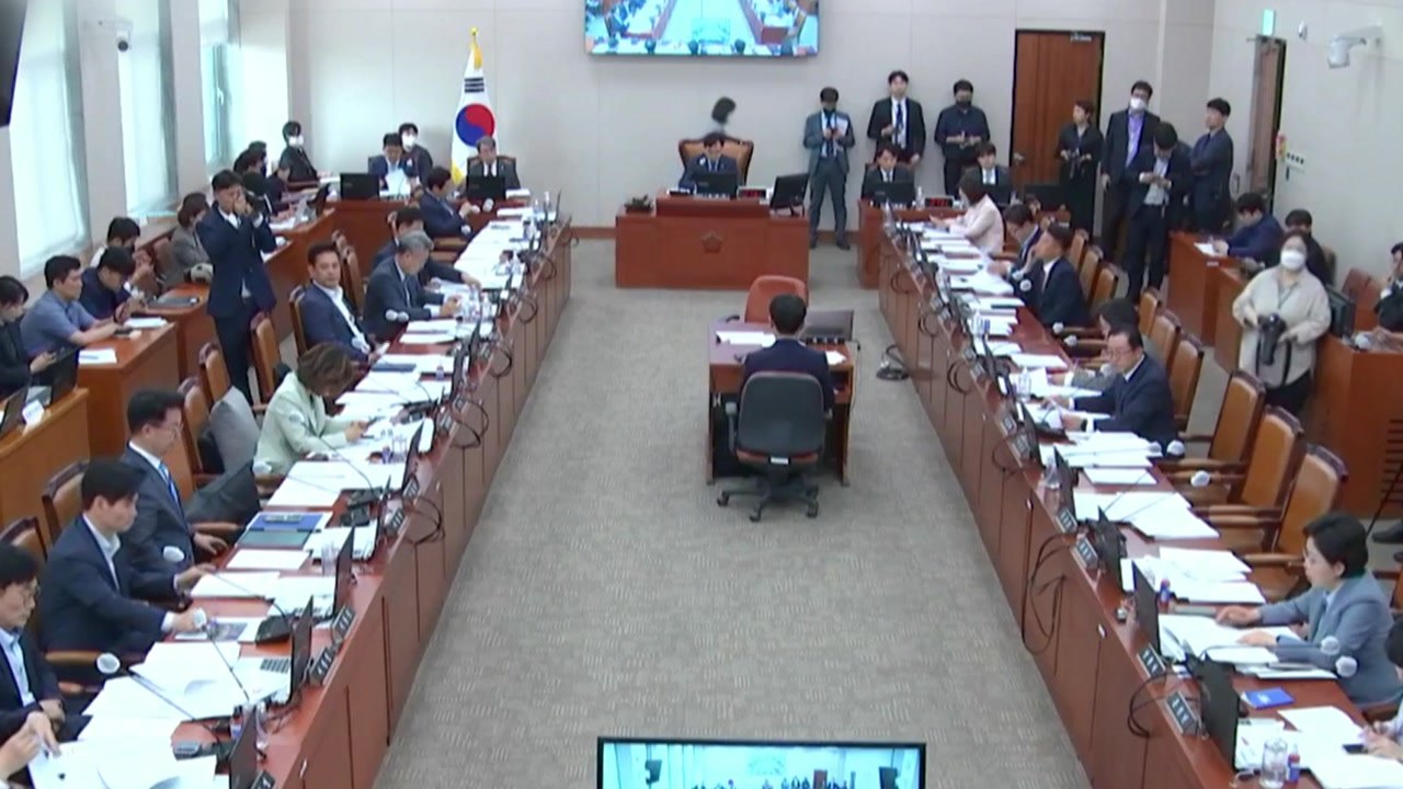 "내일 한전 자구책 발표...정부 조만간 전기요금 인상" / YTN