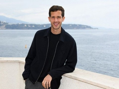 Victor, le petit-fils de Belmondo, remet à sa place l’actrice qui incarne Brigitte Bardot et avec laquelle il a tourné pour France 2 !