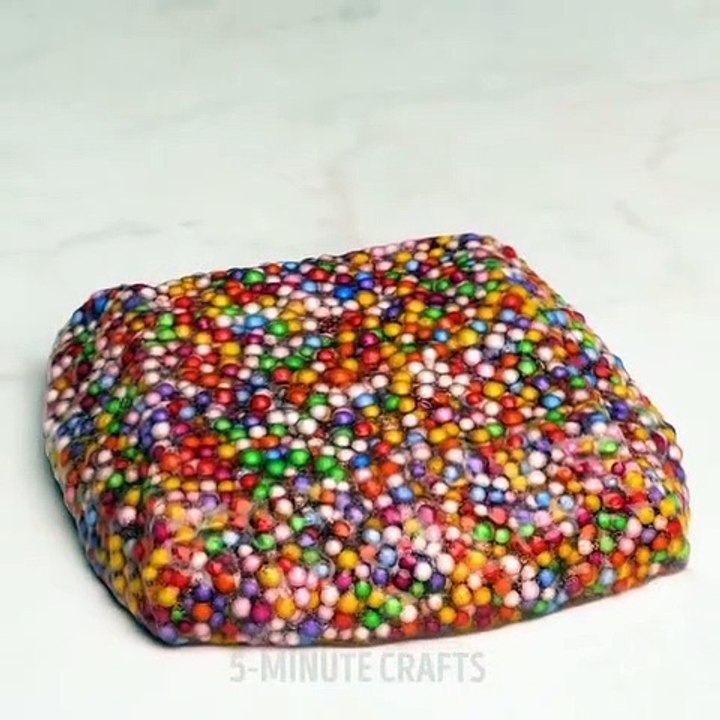Easy DIY experiments and mesmerizing things to relax: