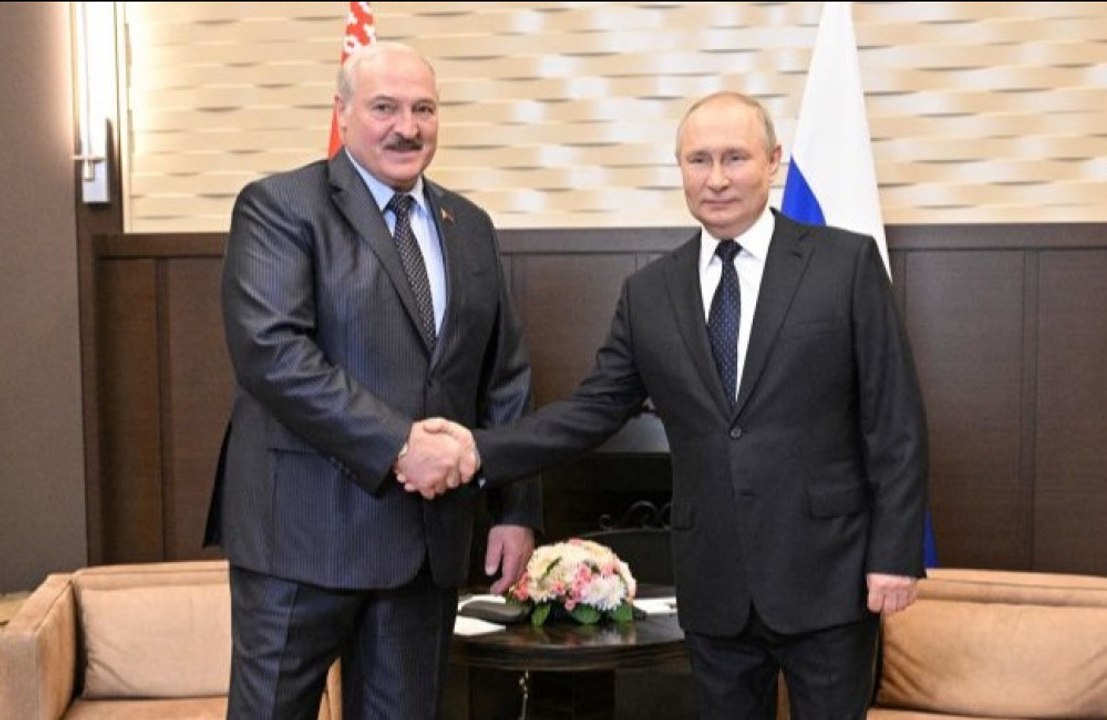 Alexander Lukaschenko bittet Putin um Transportmittel für Besuch zum Tag des Sieges