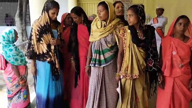 शराब ने गांव में का बिगाड़ दिया माहौल