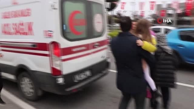 Freni boşalan kamyon ışıkta bekleyen 5 araca çarptı: 1 yaralı