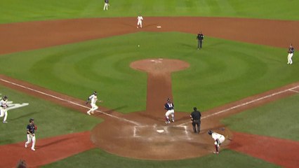 '노진혁이 끝냈다!' 롯데, 두산에 연장 승리 / YTN