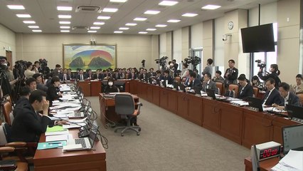 "김남국 이해충돌" vs "정부, 주가폭락 책임"...정무위 공방 / YTN