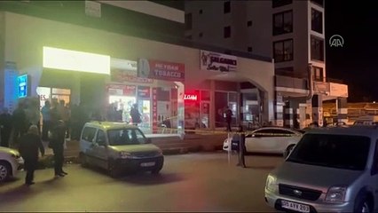 Скачать видео: İzmir’de silahlı çatışma: Çok sayıda ölü var