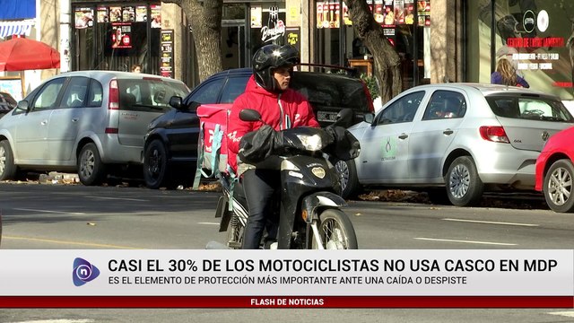 MOTOCICLISTAS, CASCOS Y CELULARES