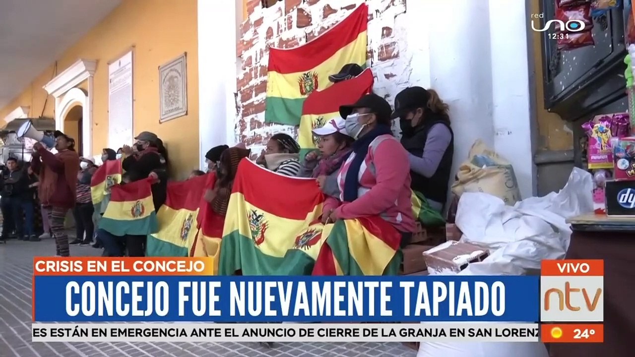 "¡Nos echaron con orín!": Concejales denunciaron que fueron agredidos