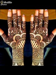 Front  half hand mehndi design 2023