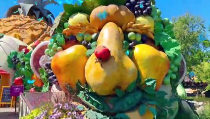 Diana and Roma play outdoors - best parks for kids