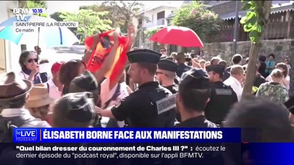 Tải video: En visite sur l'île de La Réunion, Élisabeth Borne alpaguée par des manifestants opposés à la réforme des retraites