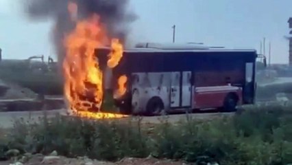 Belediye otobüsü, alev alev yandı