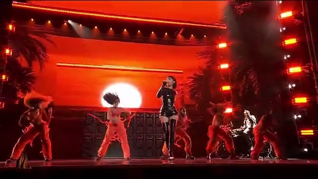 Shay interprète Jolie Go et Commando en live LES FLAMMES 2023