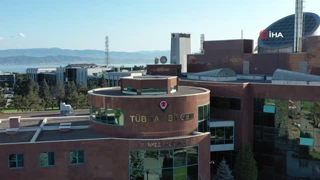 Sanayi ve Teknoloji Bakanı Varank: "Büyük üreticiler yerli ve milli tasarım çipleri kullanacak"