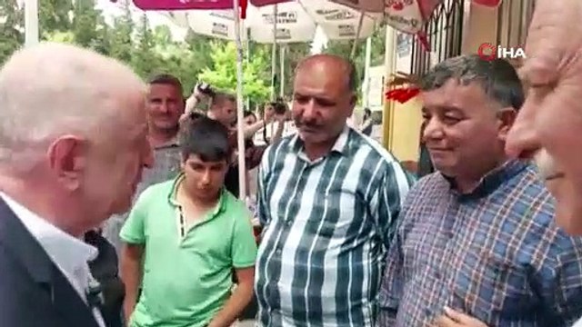 Gaziantep’te bir kadın Irkçı Ümit Özdağ'ın hakkından geldi