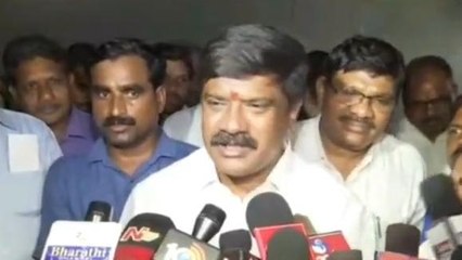 నిజామాబాద్: వారికి ఎలాంటి ప్రాణాపాయం లేదు.. మంత్రి పరామర్శ..!