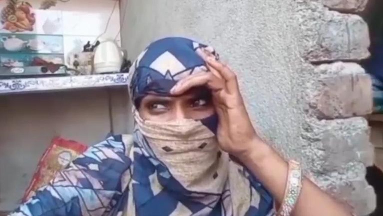 भागलपुर: टिचर पर चढ़ा प्यार का बुखार, पत्नी को छोड़ छात्रा के संग हुआ फरार