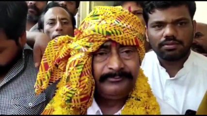 पार्टी परिवर्तन: पूर्व मंत्री दीपक जोशी पहुंचे शहर कांग्रेस कार्यालय, कार्यकर्ताओं को किया संबोधित