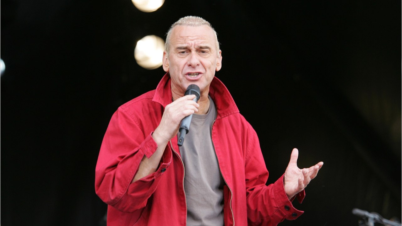 GALA VIDEO - PHOTO - Michel Fugain : son fils Alexis est un chanteur connu !