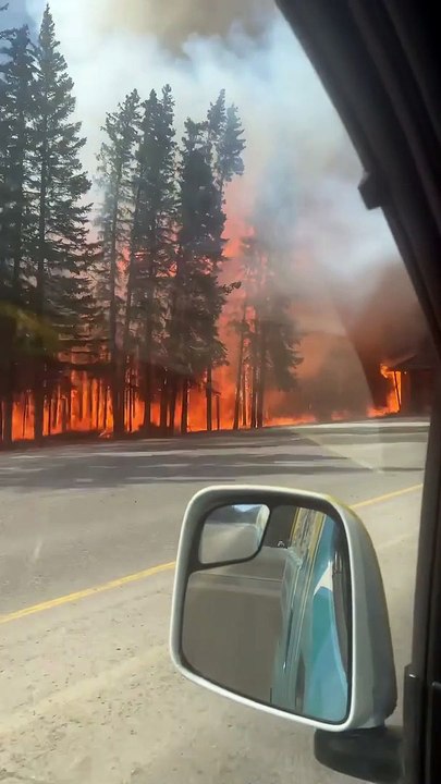 Forest Fire Gets Close to Road in Calgary
