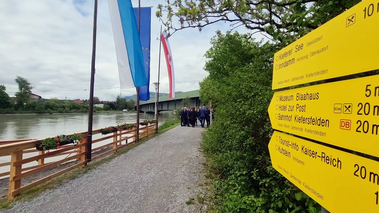 Eröffnung der grenzüberschreitenden Innfähre