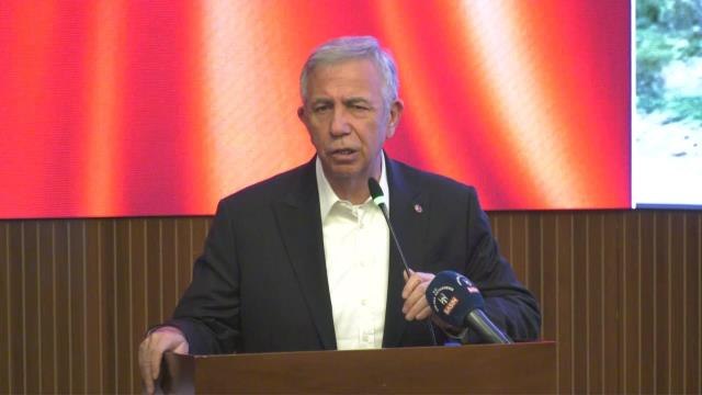 Ankara'da Mamak Kentsel Dönüşüm Projesi kapsamında 160 konut hak sahiplerine teslim edildi