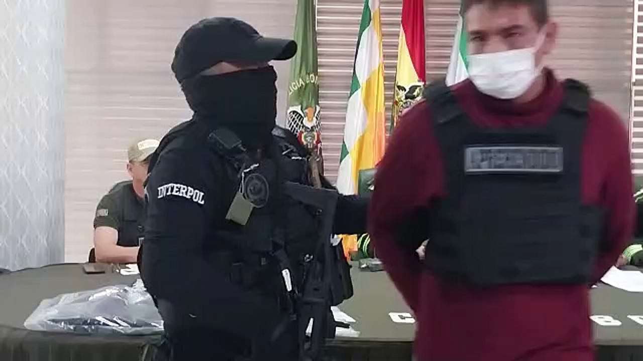 Tras extradición, presentan al boliviano que huyó tras atropellar y matar a un ciclista español