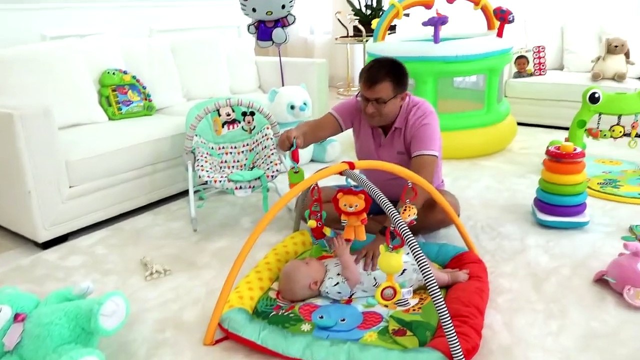 Diana and Roma make a New Room for Baby Oliver