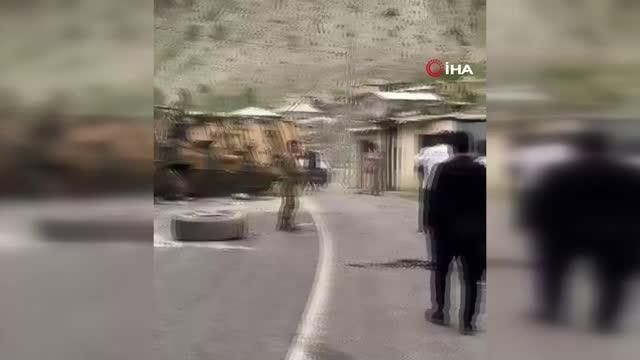 Hakkari'de askeri araç devrildi: 3 yaralı