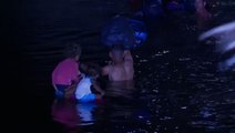 Migrants attempt to cross US-Mexico border moment Title 42 expires