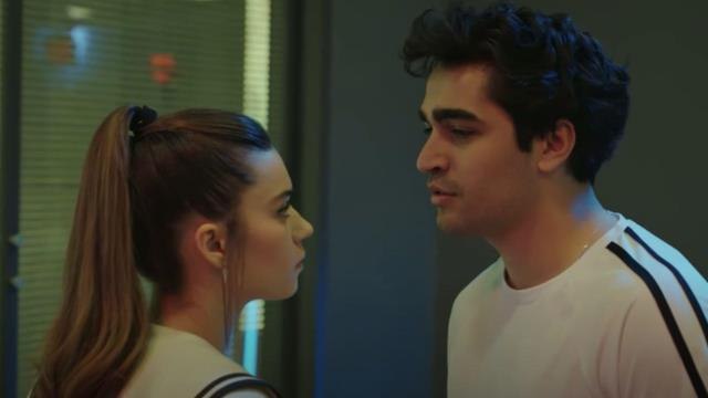 Yalı Çapkını 32.bölüm CANLI İZLE! Yalı Çapkını yeni bölüm CANLI YAYIN! 12 Mayıs Yalı Çapkını dizisi İZLE!