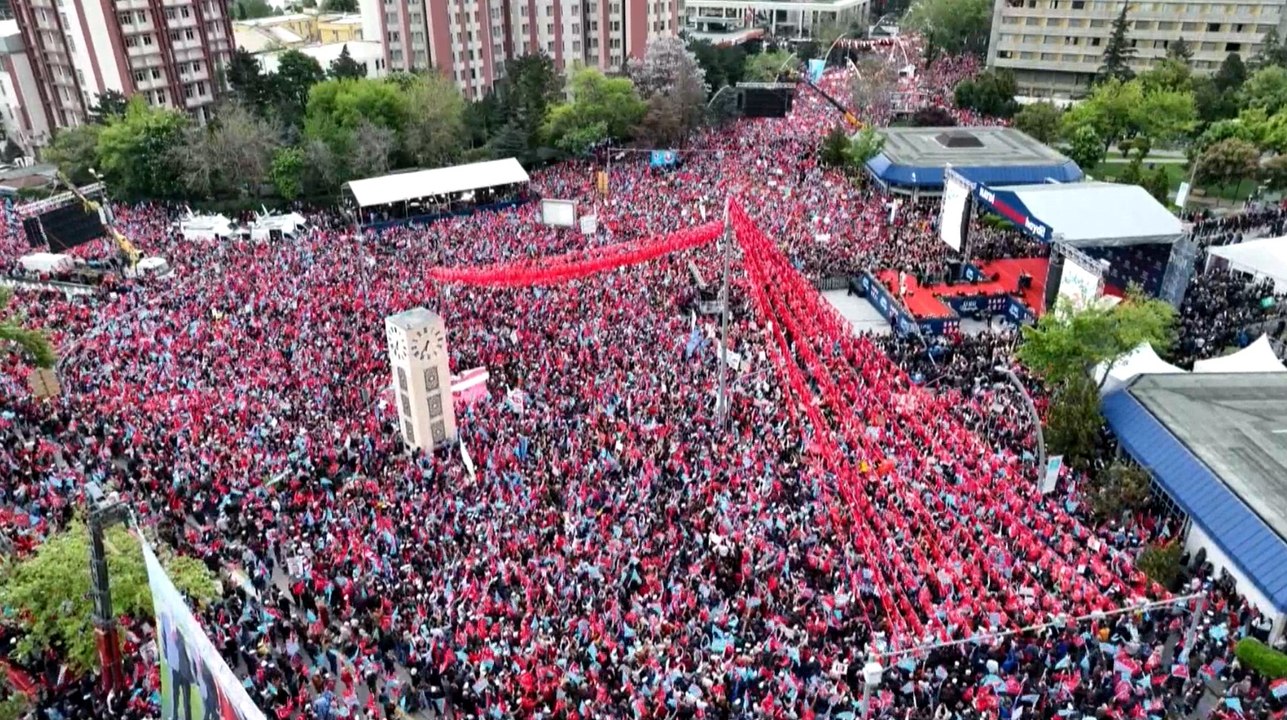 Mansur Yavaş, Tandoğan Meydanı'nda konuştu