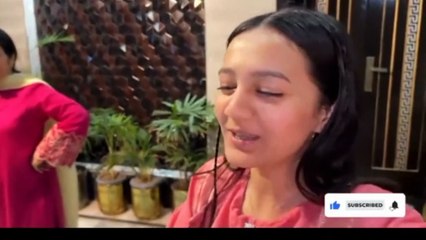 toothpaste prank in sistrology // iqara knwal & areeb pervaiz