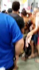 Promoção deixa supermercado tumultuado e moradores brigam por carne