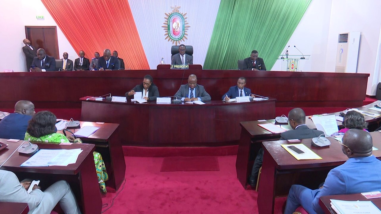 Politique : Clôture de la première session ordinaire du Conseil économique, social, environnemental et culturel