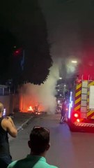 Video herunterladen: Vídeo: veículo pega fogo, explode e Corpo de Bombeiros é acionado para conter as chamas