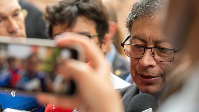 Organizaciones de libertad de prensa alertan sobre mensajes del presidente Petro contra medios de comunicación