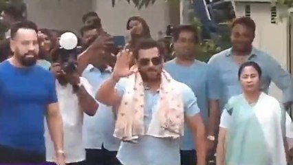 কলকাতা: কালীঘাটের বাড়িতে &#039;দিদি&#039;র সঙ্গে দেখা করলেন &#039;ভাইজান&#039;