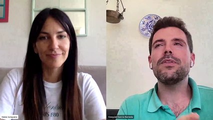 La popular periodista deportiva presenta en El Correo de Andalucía su primera novela ‘Todo el tiempo que nos queda’