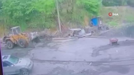 Maden ocağına gelip araçtan ateş açan şahıslar kamerada