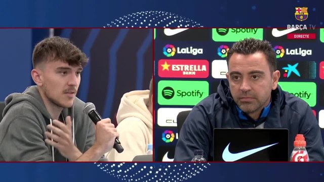 Xavi es claro con el puesto de Busquets en la historia: el mejor que yo he visto