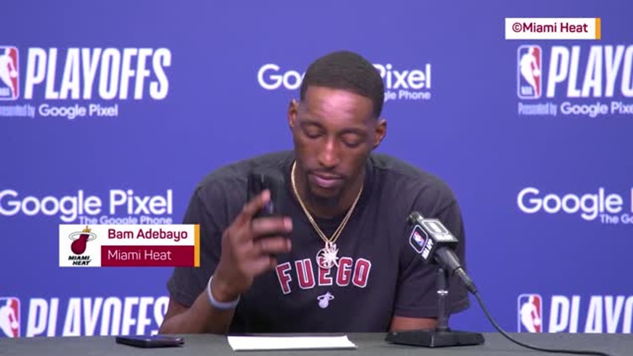 Heat - Quand Adebayo répond à sa mère au téléphone en pleine conférence de presse