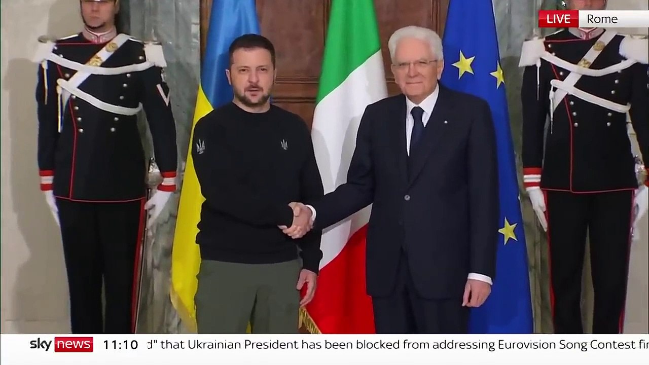 Volodymyr Zelenskyy arrives in Rome for meeting with Pope Francis