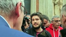 Caro affitti, Landini incontra studenti in tenda: la discussione - Video