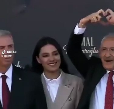 Mansur Yavaş'ın kalp işareti ile imtihanına Erdoğan'lı cevap! Sosyal medya yıkıldı