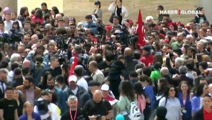 Kılıçdaroğlu, Anıtkabir'i ziyaret etti