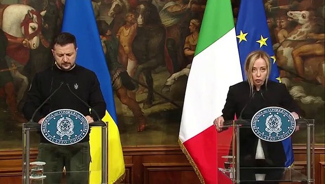 Meloni a Zelensky: Amico Volodymyr, Italia scommette su vittoria Ucraina - Video