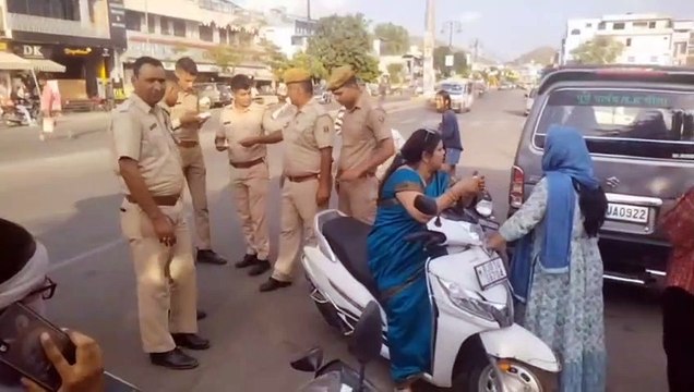 पुलिस की सख्ती- 9 घंटे में बनाए बिना हेलमेट के 1643 चालान