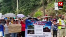 Pobladores de diversas comunidades bloquean la carretera antigua a Xalapa, Veracruz