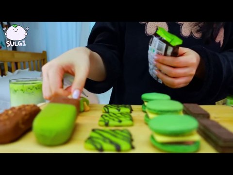 ASMR MUKBANG Green tea Desserts, Levain cookies, Ice cream, Roll Cake, Sticky Rice cake, Macaroon.