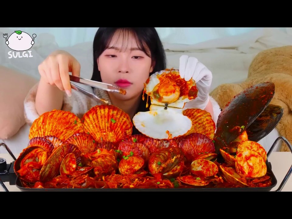ASMR MUKBANG Fire Seafoods special, Big Clam, Razor shell, Seashells, Scallops, Red scallops